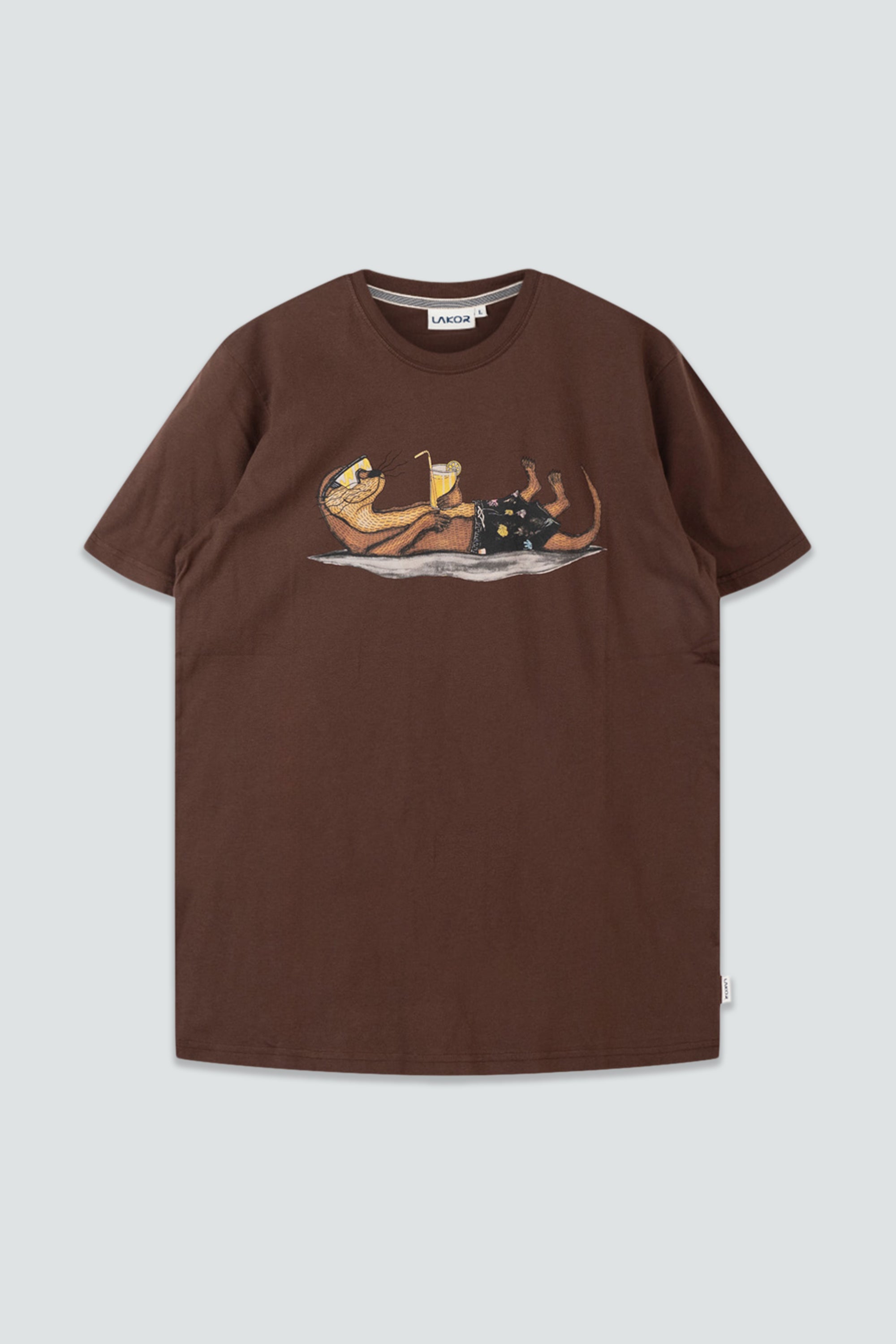 An Otter Vacation T-shirt - Chicory Coffee | LAKOR