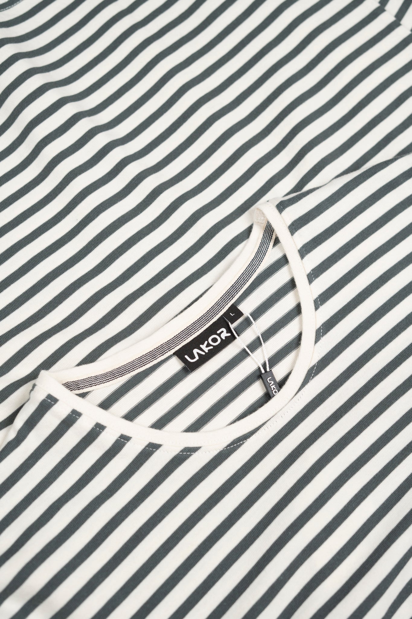 LAKOR Ahoy! Mini Sun Camper T-shirt T-Shirt Urban Chic