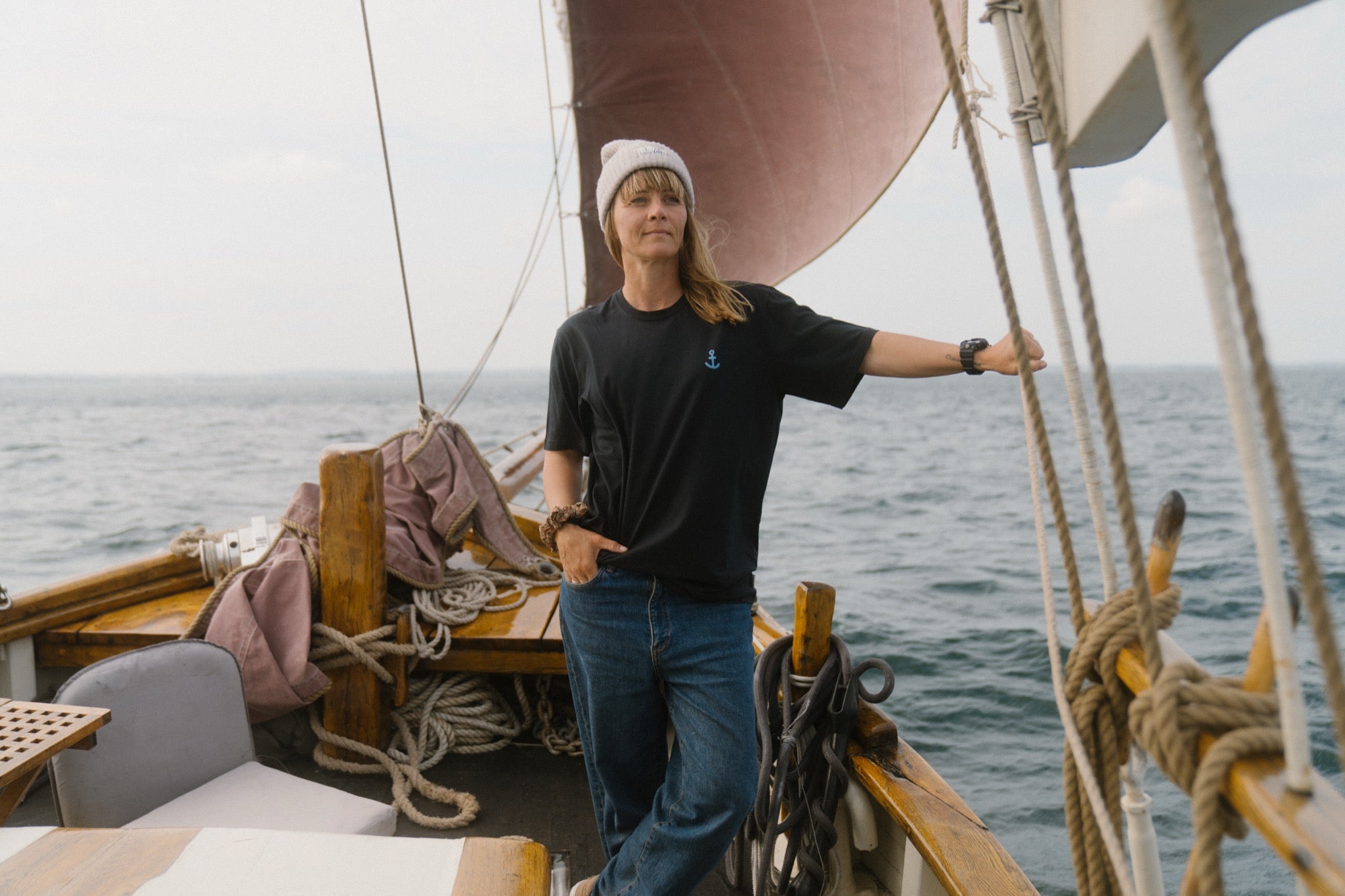 LAKOR Back Flipping T-shirt T-Shirt Moonless Night