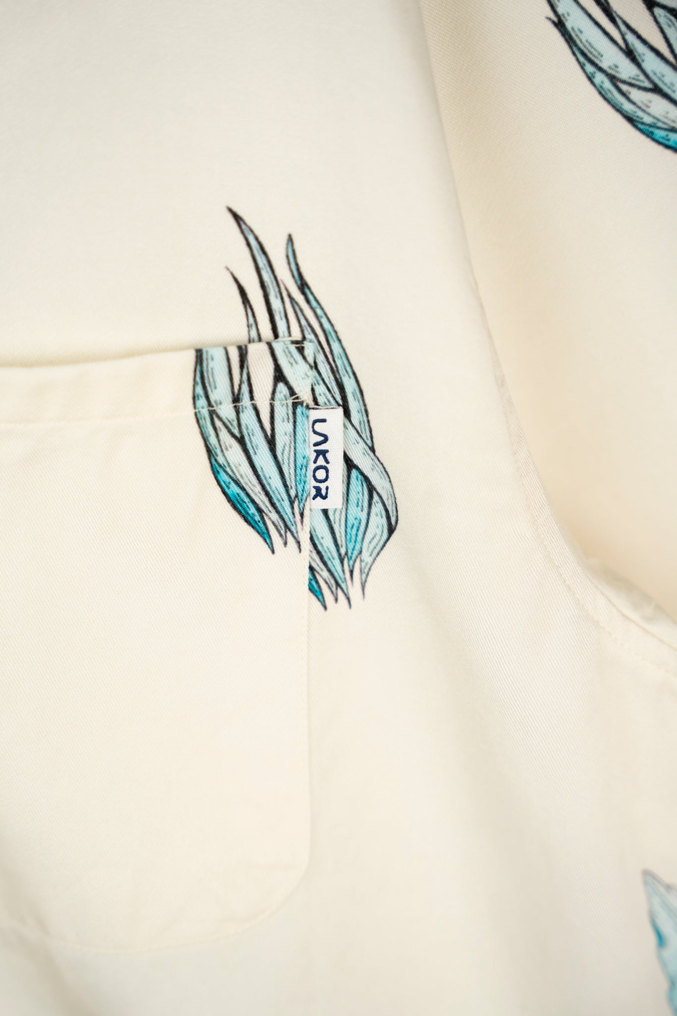 LAKOR Coral Short Sleeve Shirt Short Sleeve Shirt Star White