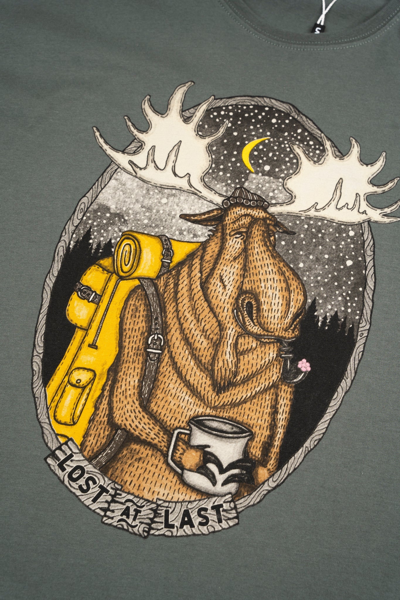 Evening Elk T-shirt - Urban Chic