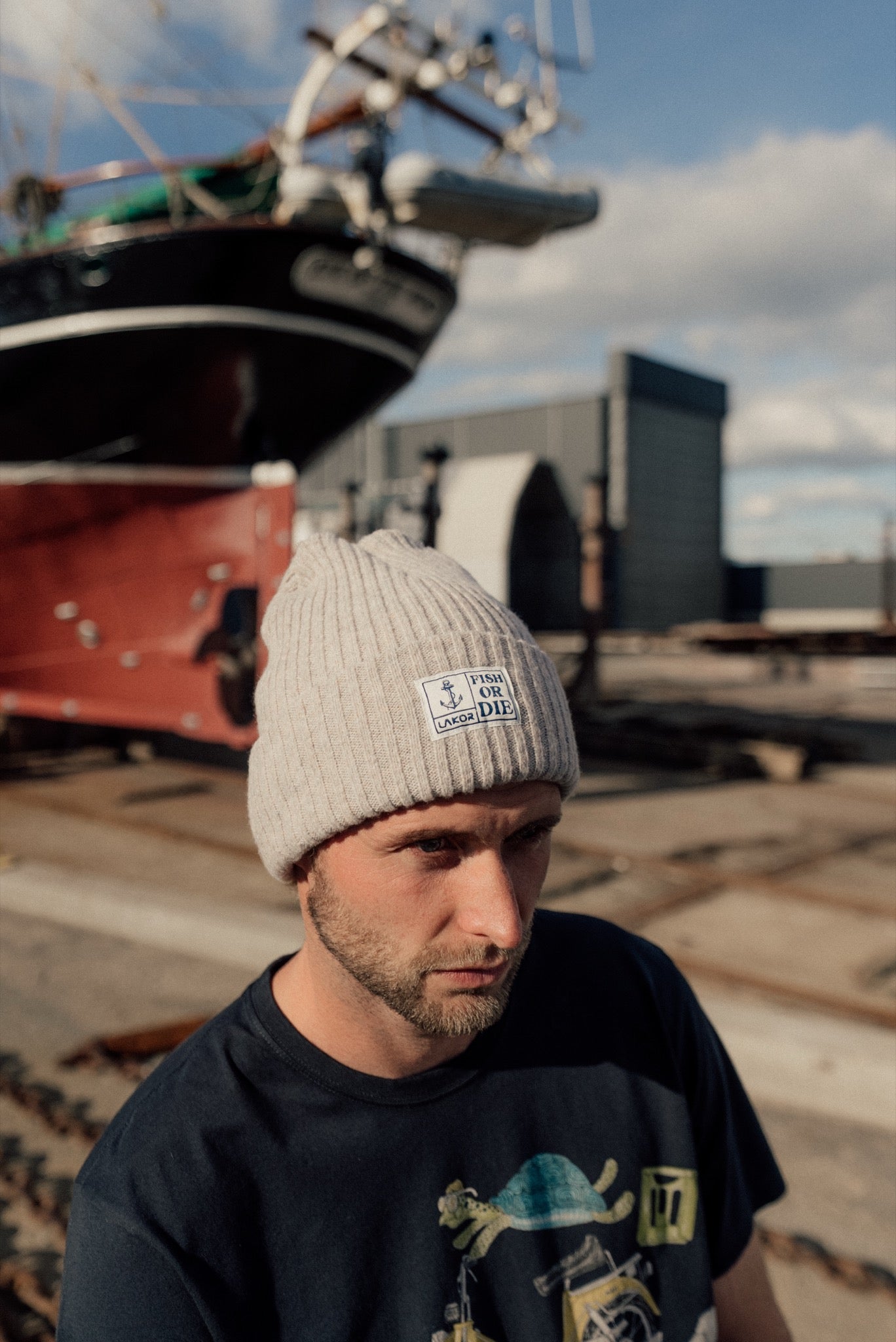 LAKOR Fish or Die Beanie Headwear Sand