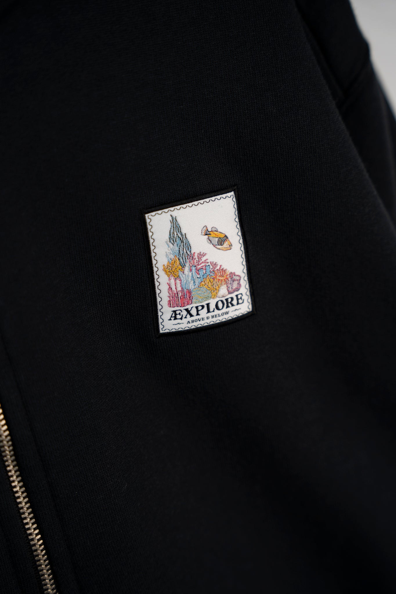 Halfzip w. Wall of Wonder patch - Moonless Night