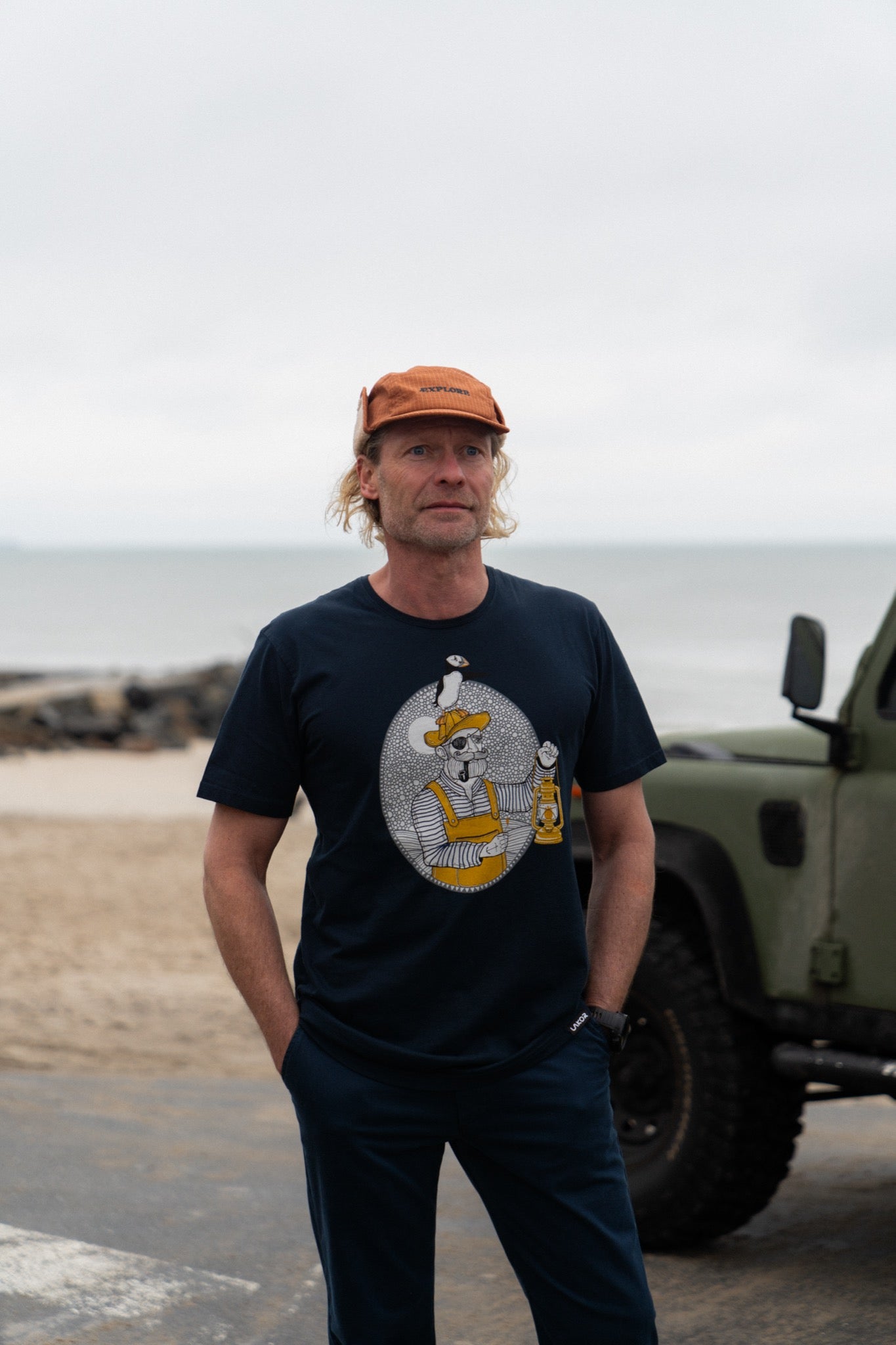 LAKOR Light the Way T-shirt T-Shirt Blueberry