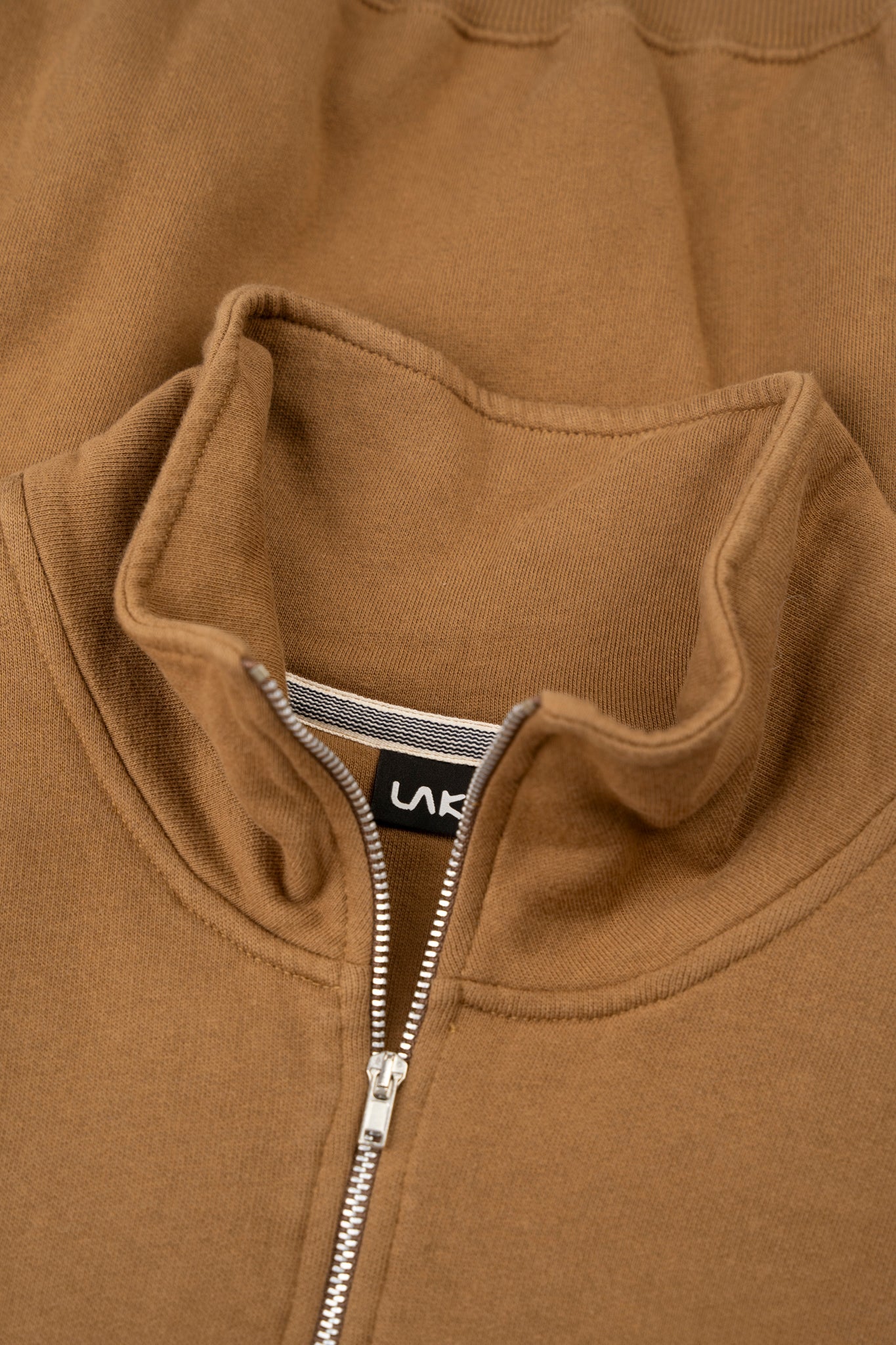 LAKOR Mini Pier Pelican Turtleneck Sweatshirt Rubber