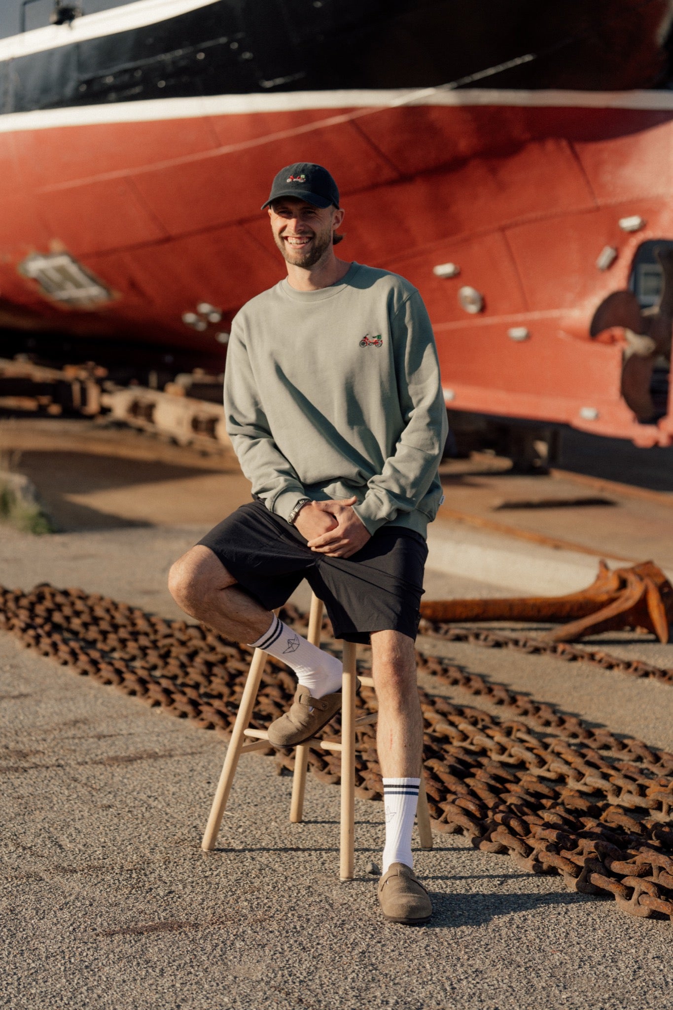 LAKOR Mini Red Maxi Crewneck Sweatshirt Sea Spray