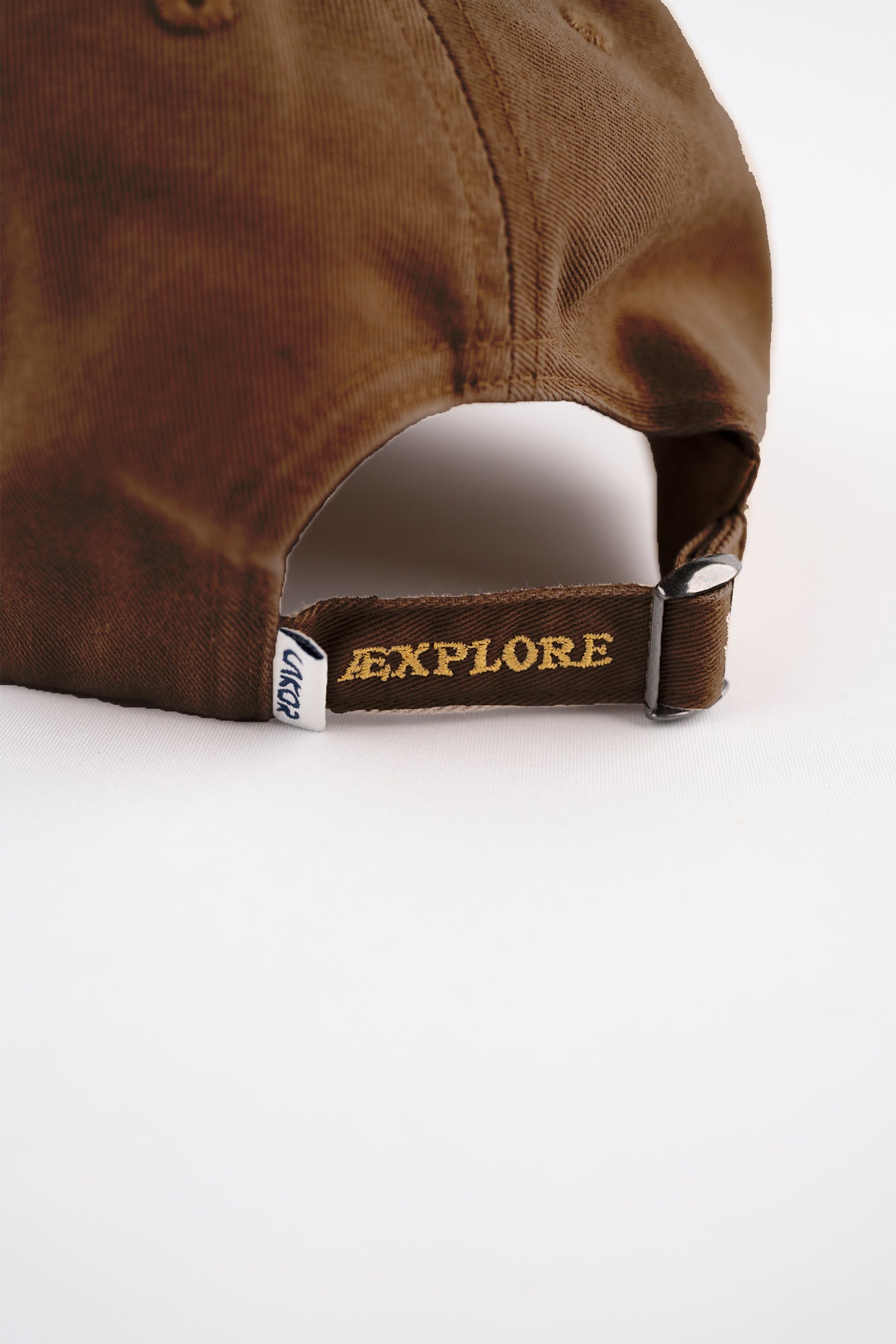 Otter Vacation Baseball Cap - Brown