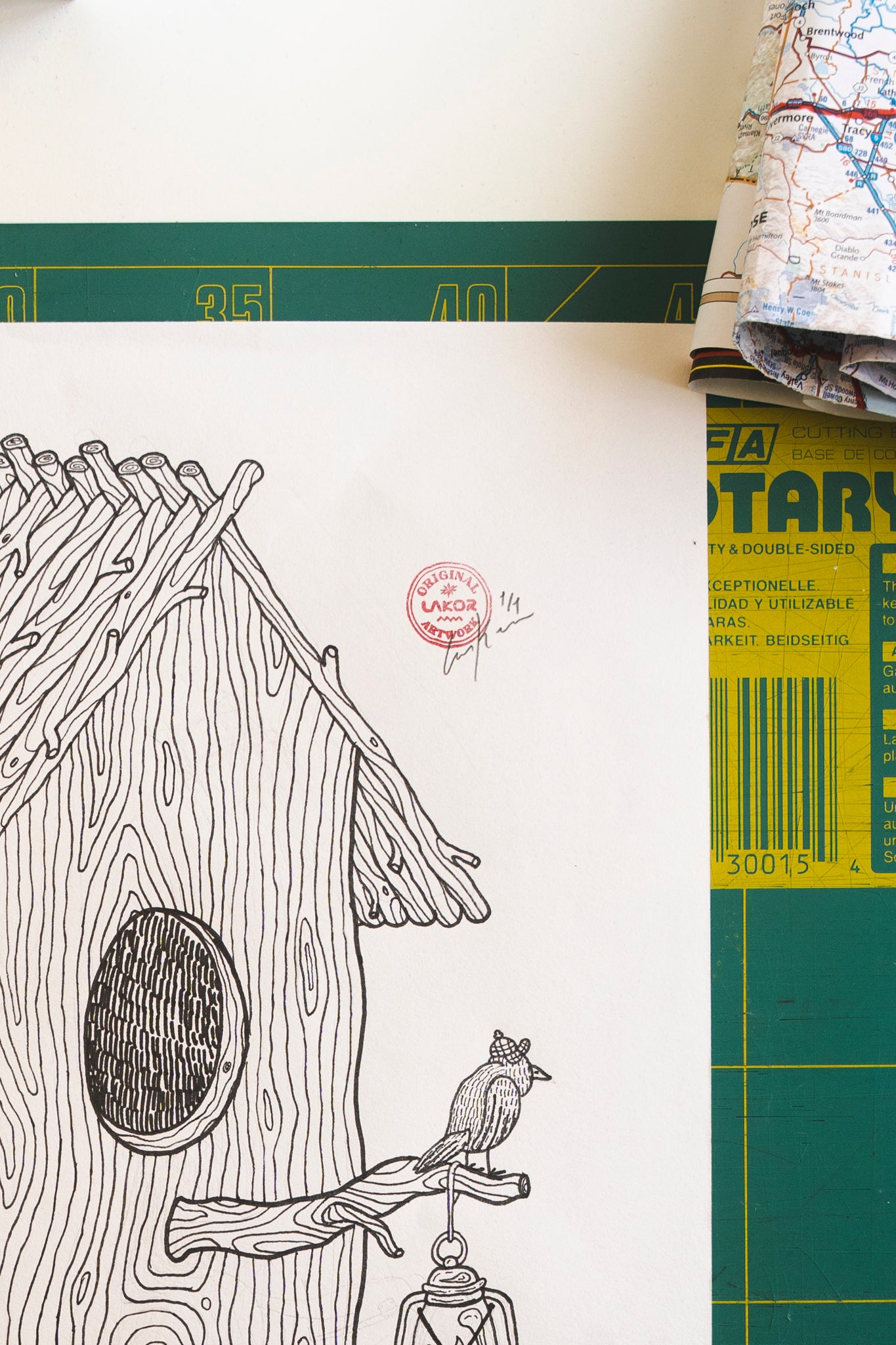 LAKOR Outdoor Inn Original Poster White