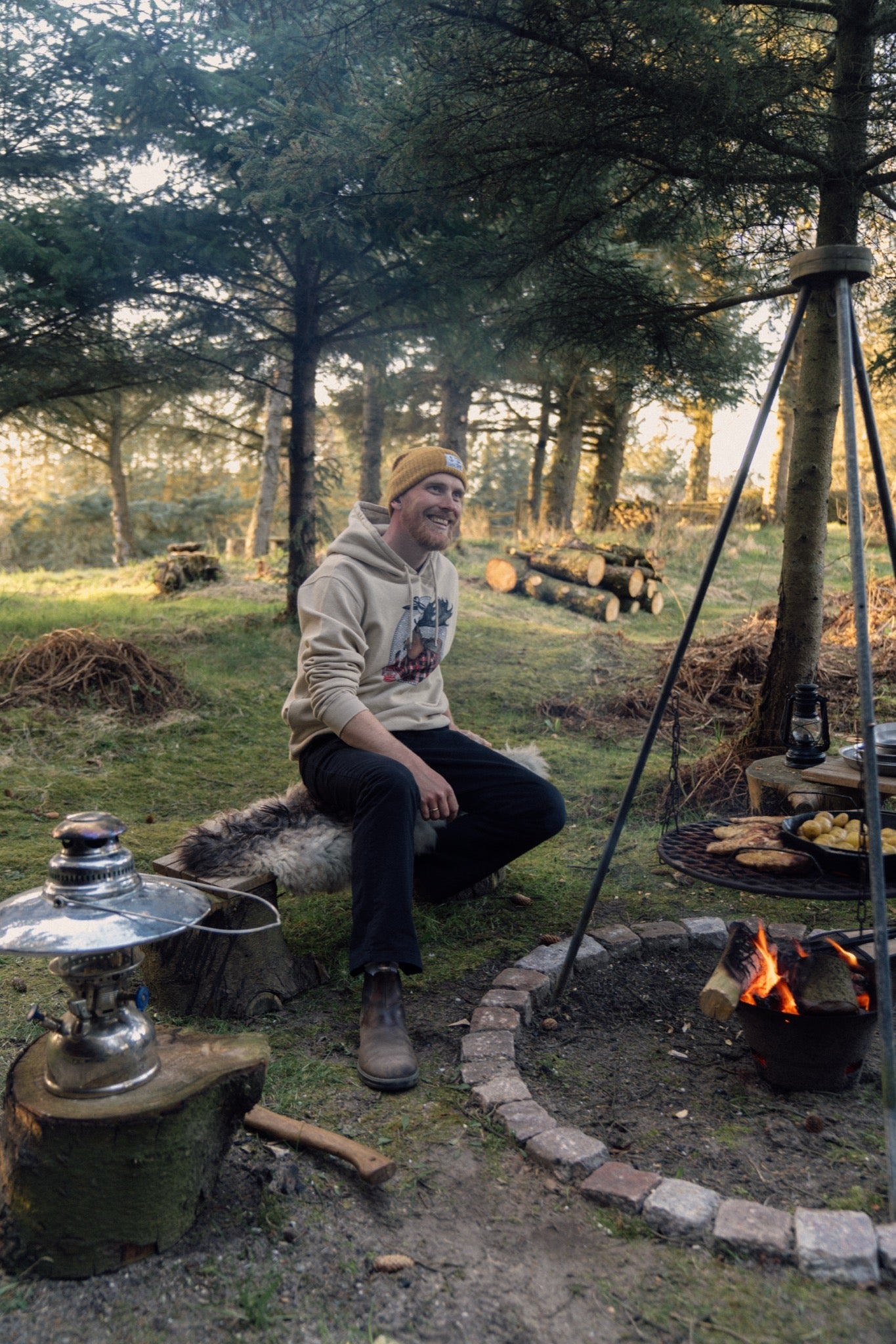 LAKOR Pathfinders Hoodie Sweatshirt White Pepper