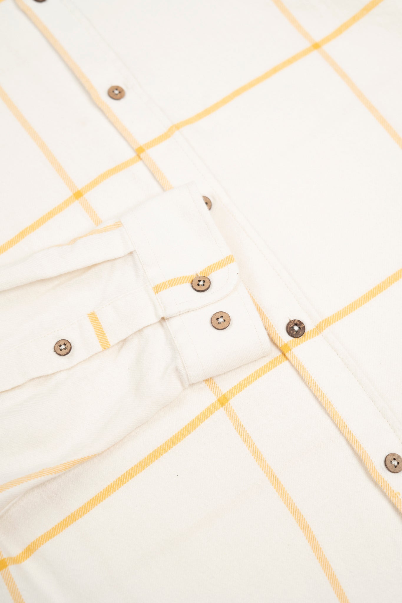 LAKOR Picnic Shirt Shirt Yolk Yellow