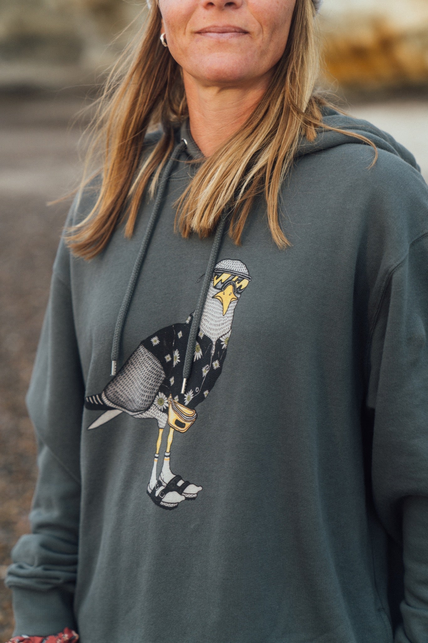 Sightseer Seagull Hoodie - Urban Chic - Med Print | LAKOR