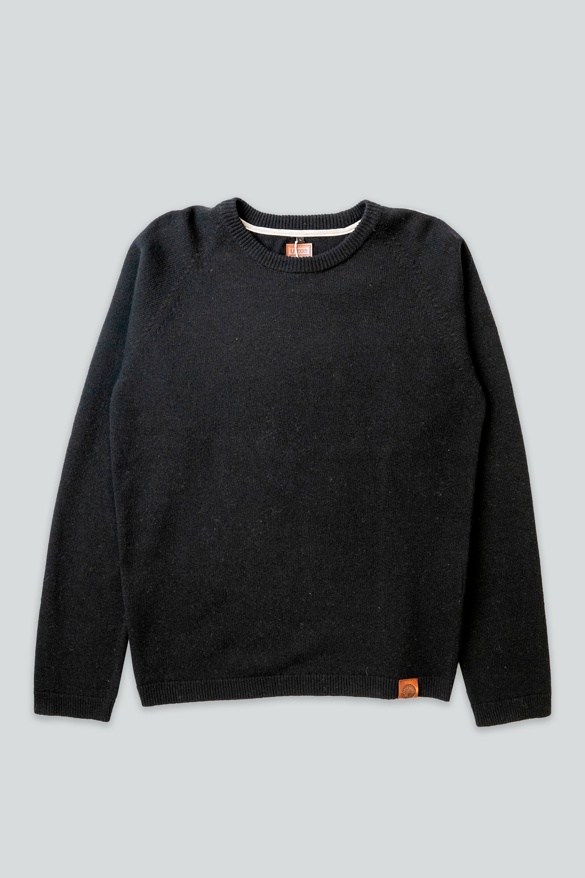 LAKOR Topknot Knit Knit Black