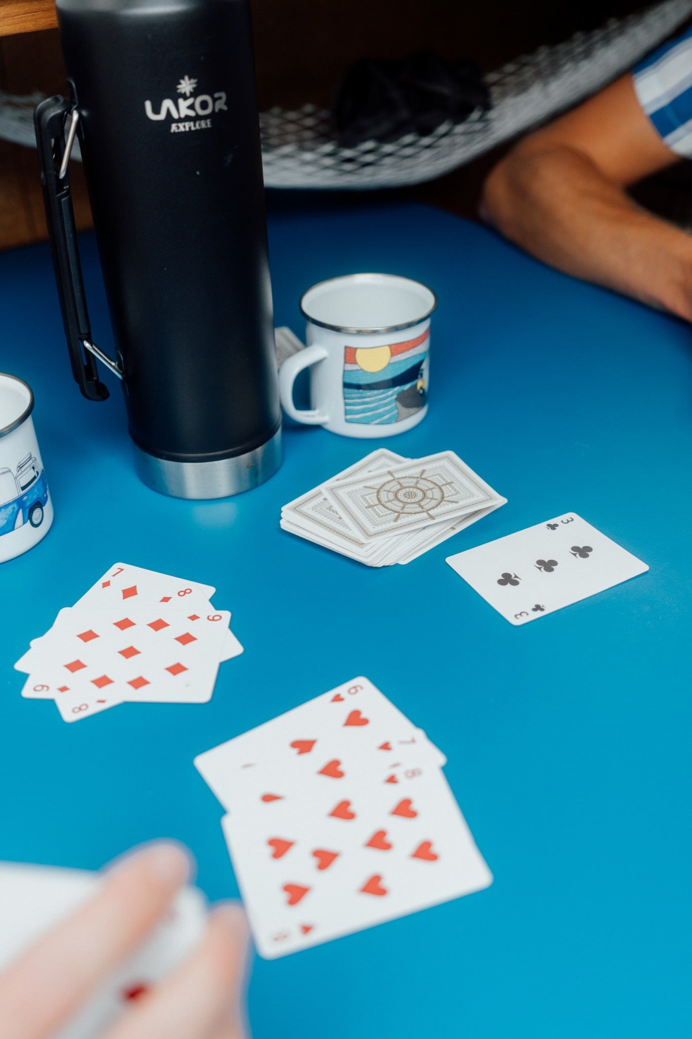 LAKOR Trippin' Emaljekrus Mug White