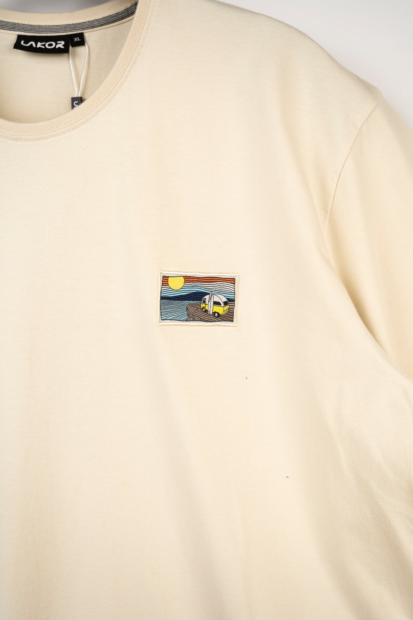 LAKOR Trippin' T-shirt T-Shirt Rainy Day