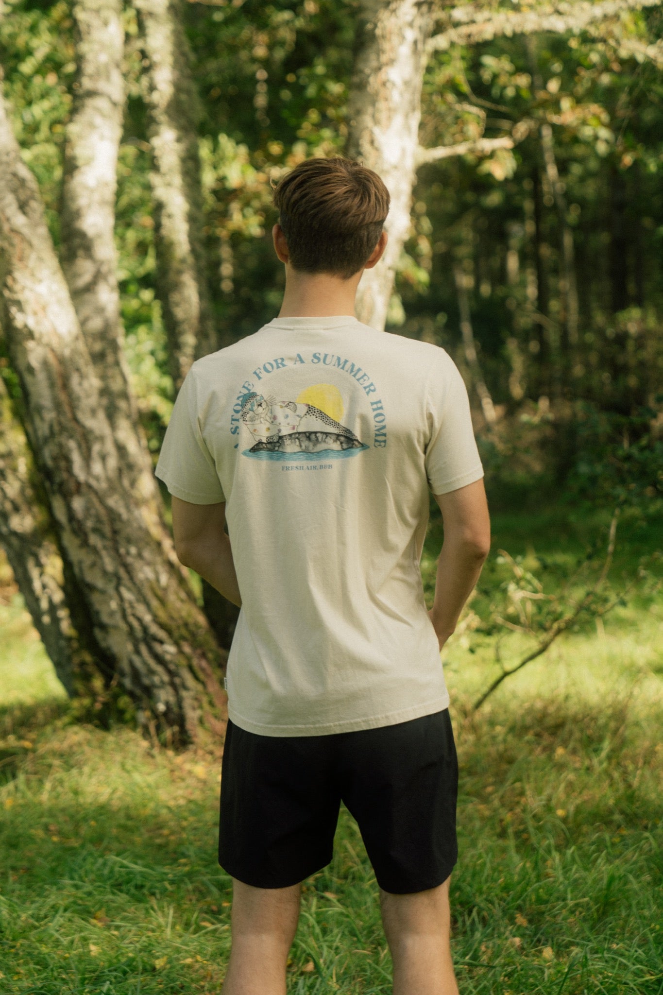 LAKOR VACATION Stone Back T-shirt T-Shirt Rainy Day